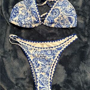Blue & White Floral Bikini Set - Women’s Swim Bikini